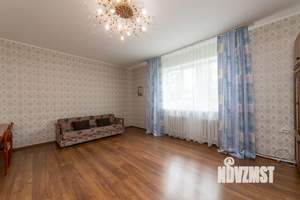 3-к квартира, вторичка, 92м2, 1/1 этаж