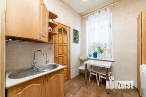 3-к квартира, вторичка, 74м2, 2/2 этаж