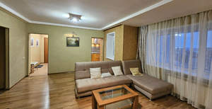 2-к квартира, вторичка, 82м2, 10/10 этаж