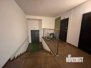 2-к квартира, вторичка, 42м2, 1/4 этаж