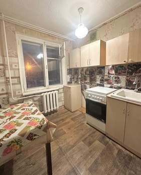 2-к квартира, вторичка, 45м2, 1/5 этаж