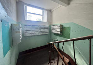 1-к квартира, вторичка, 12м2, 1/5 этаж