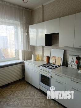 3-к квартира, вторичка, 63м2, 6/10 этаж