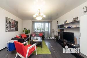 4-к квартира, вторичка, 73м2, 5/5 этаж
