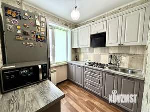 4-к квартира, вторичка, 61м2, 1/5 этаж