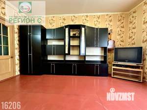3-к квартира, вторичка, 67м2, 1/2 этаж