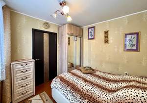 4-к квартира, вторичка, 61м2, 1/5 этаж
