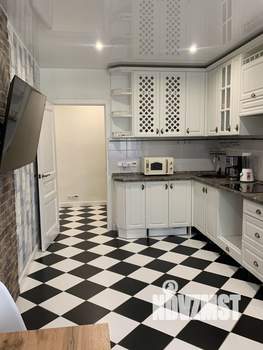 3-к квартира, вторичка, 54м2, 1/3 этаж