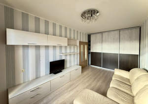 2-к квартира, вторичка, 50м2, 9/9 этаж