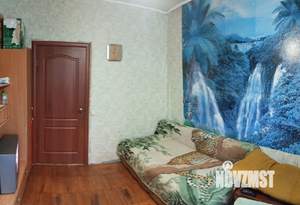 3-к квартира, вторичка, 64м2, 1/10 этаж