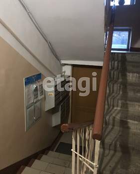 2-к квартира, вторичка, 42м2, 5/5 этаж