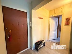 2-к квартира, вторичка, 46м2, 1/9 этаж