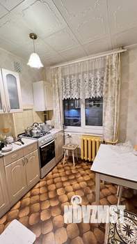3-к квартира, вторичка, 62м2, 2/5 этаж