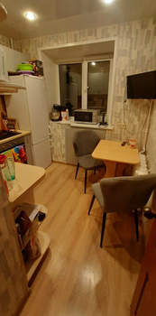 2-к квартира, вторичка, 43м2, 1/5 этаж