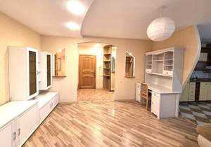 2-к квартира, вторичка, 61м2, 3/10 этаж