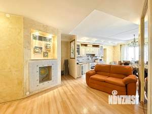 3-к квартира, вторичка, 100м2, 8/10 этаж