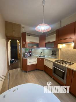 3-к квартира, вторичка, 64м2, 8/10 этаж