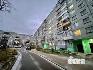 3-к квартира, вторичка, 63м2, 9/9 этаж