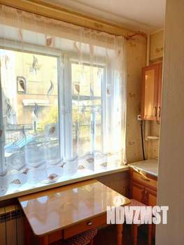 3-к квартира, вторичка, 61м2, 1/9 этаж