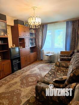 2-к квартира, вторичка, 52м2, 1/9 этаж