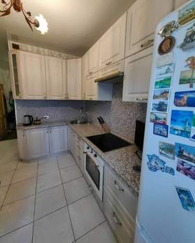 3-к квартира, вторичка, 63м2, 1/9 этаж