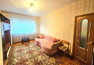 2-к квартира, вторичка, 50м2, 1/9 этаж