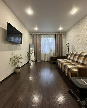 2-к квартира, вторичка, 43м2, 1/5 этаж