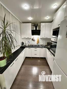 3-к квартира, вторичка, 57м2, 5/5 этаж