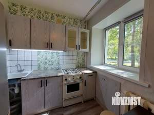 2-к квартира, вторичка, 43м2, 1/4 этаж