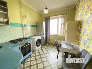 3-к квартира, вторичка, 62м2, 9/10 этаж