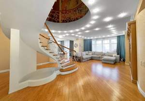 4-к квартира, вторичка, 296м2, 3/4 этаж