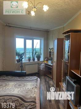 3-к квартира, вторичка, 63м2, 8/10 этаж