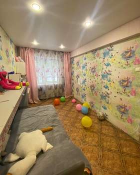 3-к квартира, вторичка, 56м2, 1/5 этаж