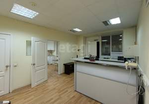 4-к квартира, вторичка, 173м2, 1/4 этаж