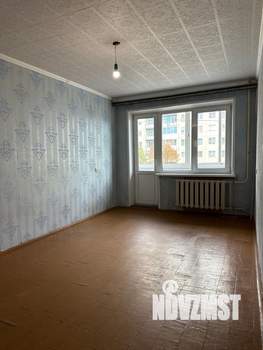 4-к квартира, вторичка, 77м2, 2/9 этаж