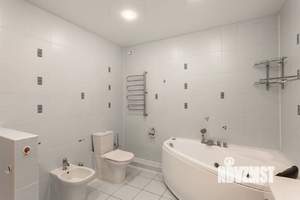 3-к квартира, вторичка, 124м2, 3/5 этаж
