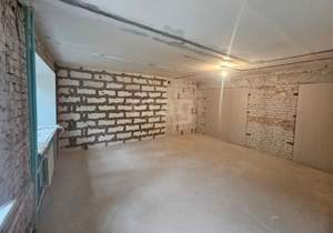 Студия квартира, вторичка, 39м2, 1/5 этаж