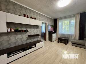 3-к квартира, вторичка, 65м2, 2/2 этаж