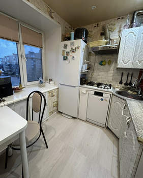 2-к квартира, вторичка, 42м2, 5/5 этаж