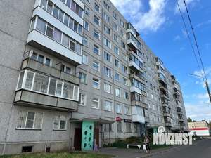 4-к квартира, вторичка, 77м2, 2/9 этаж
