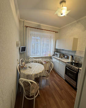 2-к квартира, вторичка, 51м2, 1/10 этаж