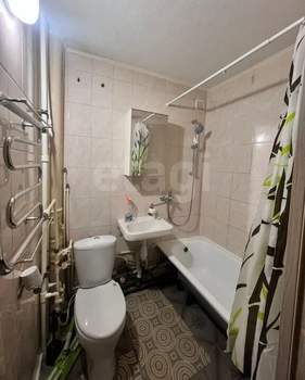 2-к квартира, вторичка, 45м2, 1/5 этаж