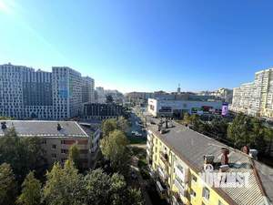 2-к квартира, вторичка, 70м2, 9/10 этаж