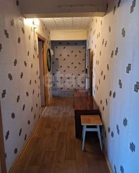 3-к квартира, вторичка, 61м2, 1/9 этаж