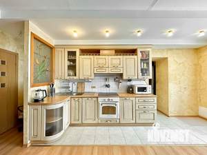 3-к квартира, вторичка, 100м2, 8/10 этаж