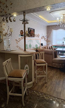 2-к квартира, вторичка, 93м2, 3/4 этаж