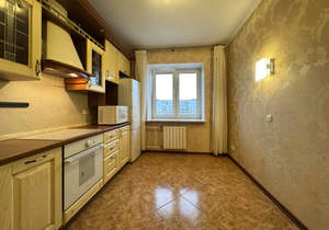 3-к квартира, вторичка, 84м2, 8/9 этаж