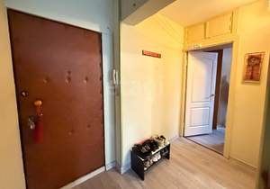 2-к квартира, вторичка, 46м2, 1/9 этаж