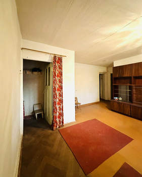 3-к квартира, вторичка, 56м2, 3/4 этаж