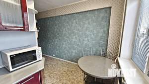 4-к квартира, вторичка, 76м2, 1/9 этаж